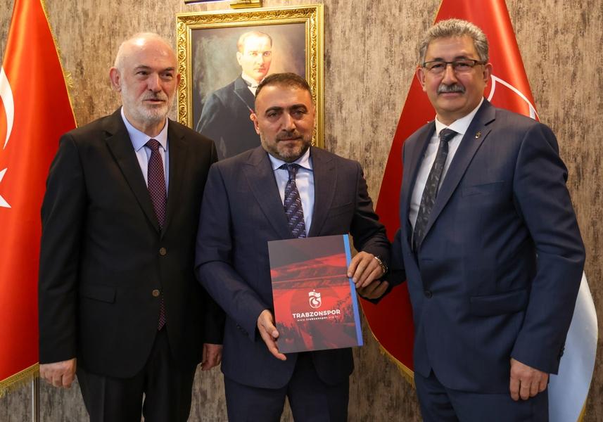 Trabzonspor yönetim Kurulu mazbatasını aldı 9