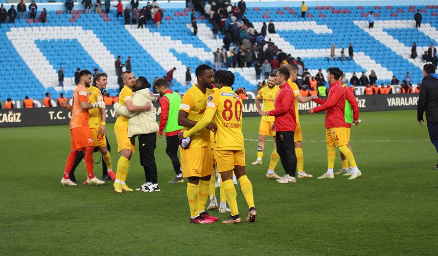 Trabzonspor mağlubiyet ile fırsatı tepti 6