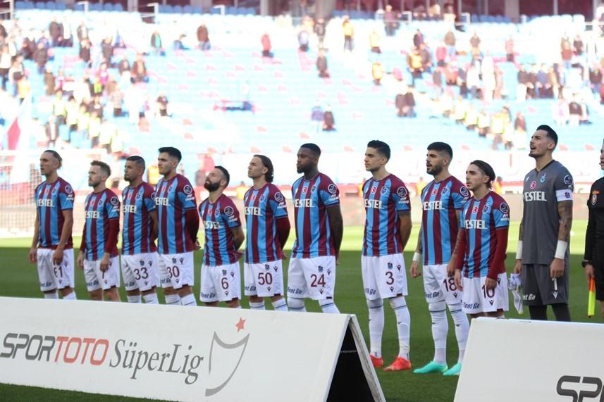 Trabzonspor’un mağlubiyetini böyle değerlendirdi! “Abdullah Avcı gibi…” 14