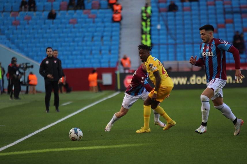 Trabzonspor’un mağlubiyetini böyle değerlendirdi! “Abdullah Avcı gibi…” 12