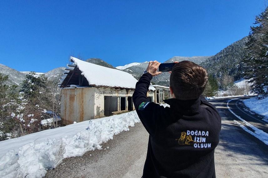 Gümüşhane'de bahar ayında buzdan şelaleler 2