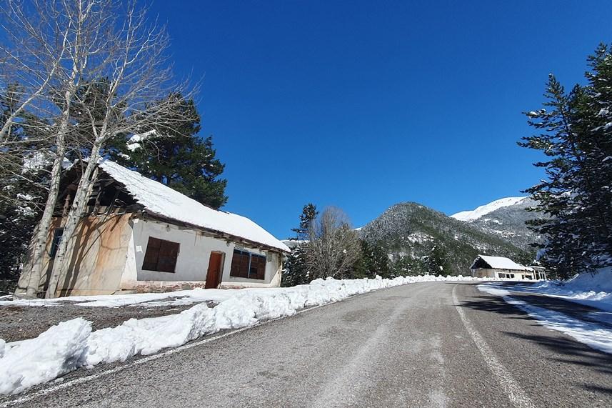 Gümüşhane'de bahar ayında buzdan şelaleler 4