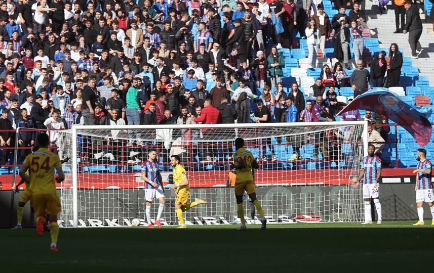 Orhan Ak’lı Trabzonspor’dan kötü başlangıç 20