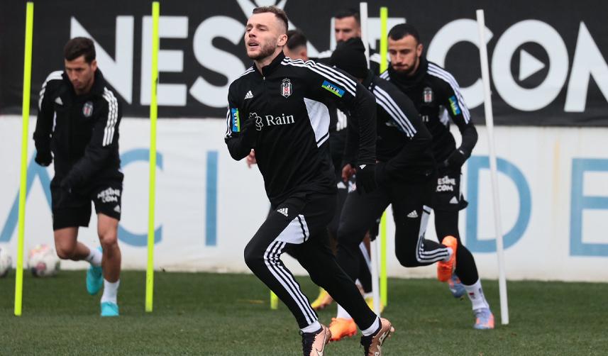 Süper Lig ekiplerinde gidecek oyuncular belirleniyor! Trabzonspor'da son durum 9