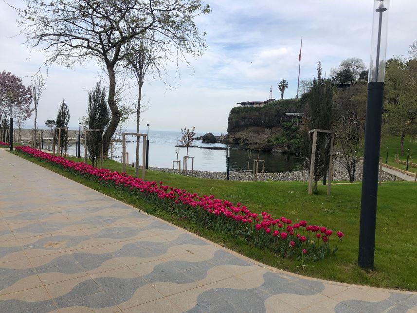 Bakan Karaismailoğlu Ganita’yı gezdi. 14