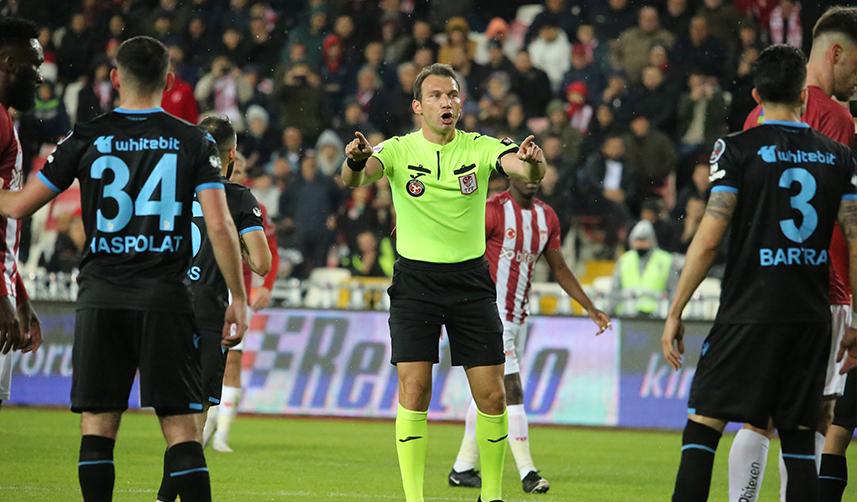 Trabzonspor’un mağlubiyetini böyle değerlendirdi! “Sadece Uğurcan ayakta kaldı” 5