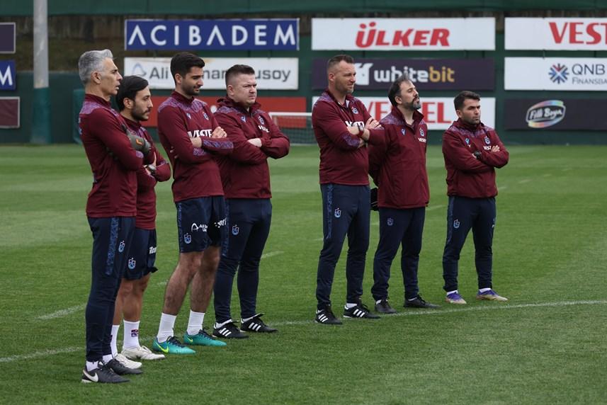 Trabzonspor'da Nenad Bjelica not aldı! İlk iş bunu düzeltecek 10