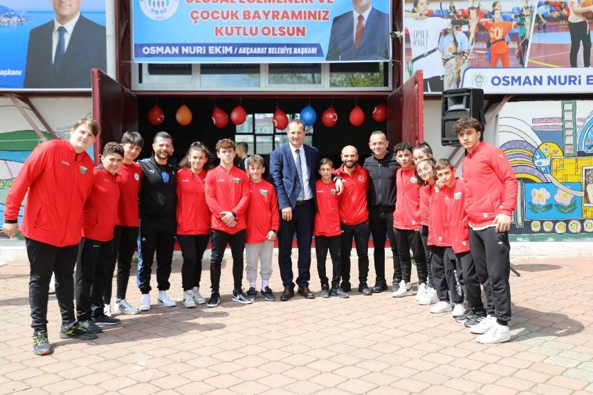 Akçaabat’ta spor ve oyun şenliği yapıldı 15