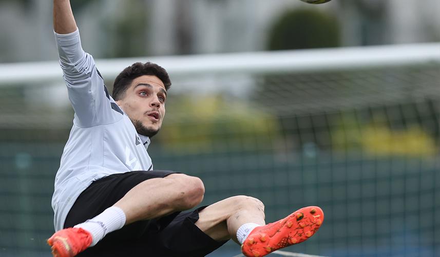 İspanyollar yazdı! Trabzonspor'un yıldızı için sıraya girdiler 2