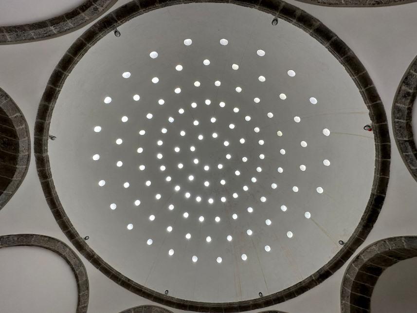 Trabzon'da tarihi Hasanpaşa Hamamı gün sayıyor 11