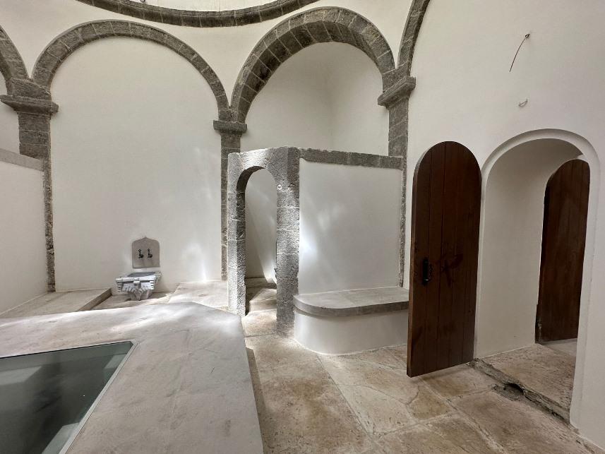 Trabzon'da tarihi Hasanpaşa Hamamı gün sayıyor 10