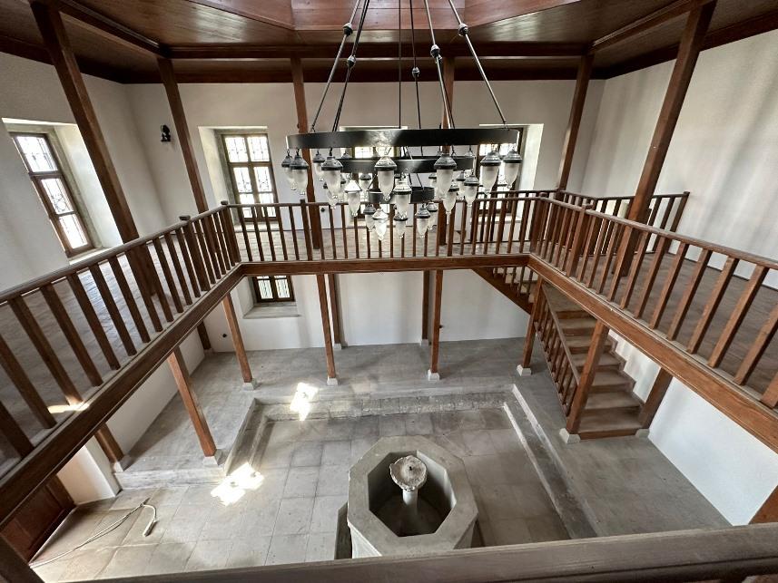 Trabzon'da tarihi Hasanpaşa Hamamı gün sayıyor 9