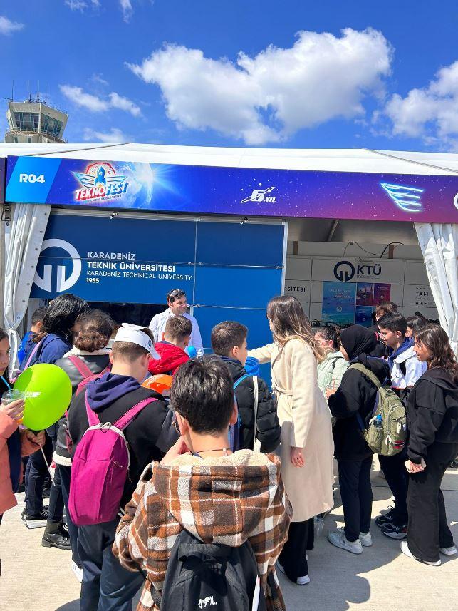 KTÜ TEKNOFEST’te yerini aldı 7