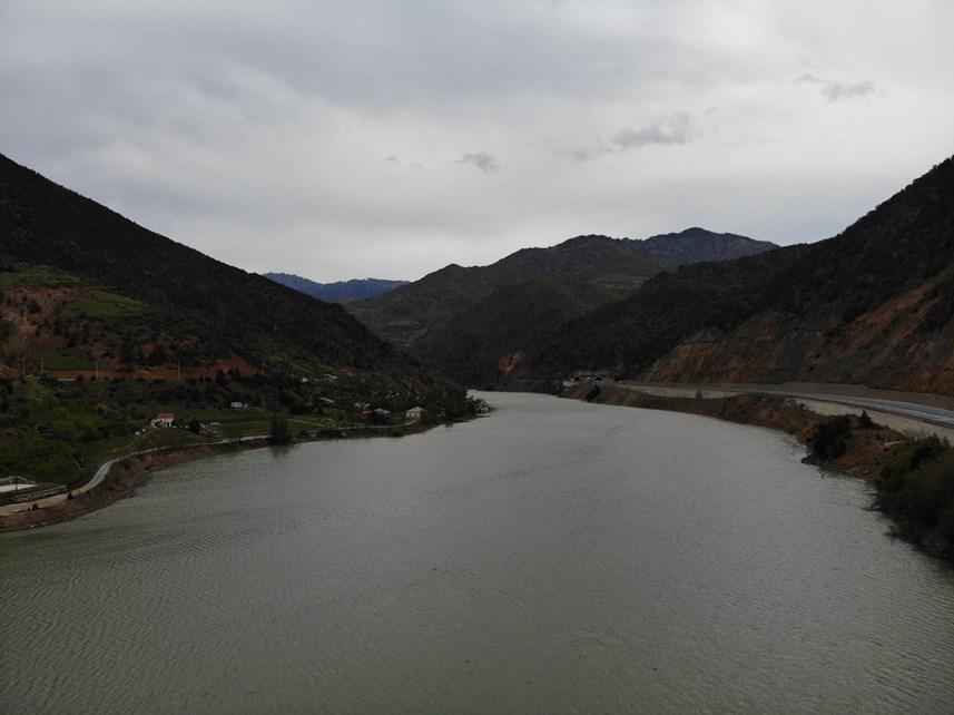 Gümüşhane'de Kış mevsiminde çöle dönen Torul Baraj Gölü’nde su seviyesi normale döndü 10