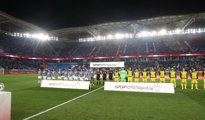 Trabzonspor için dikkat çeken sözler! "Düşmemek için oynayan takımlardan..." 1