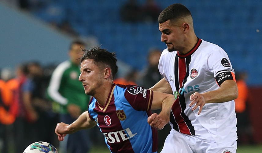 Ünlü isimden Trabzonspor yorumu! "Gomez forvet alın der gibi..." 5