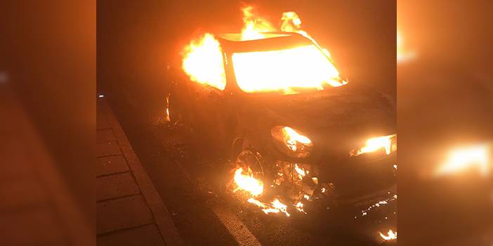 Otomobil yeni Zigana Tüneli'nde alev aldı 3