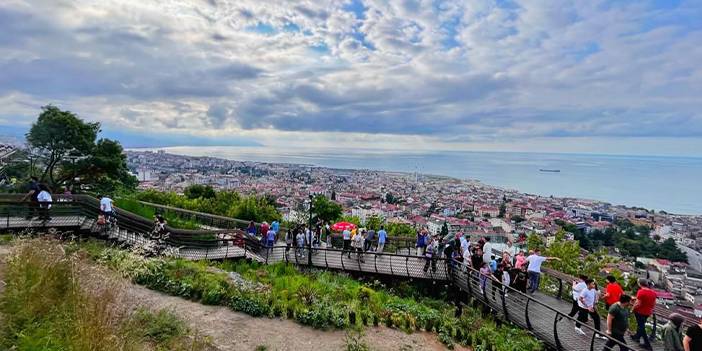 Boztepe Seyir Terası bayram tatilinin vazgeçilmezi oldu! 10