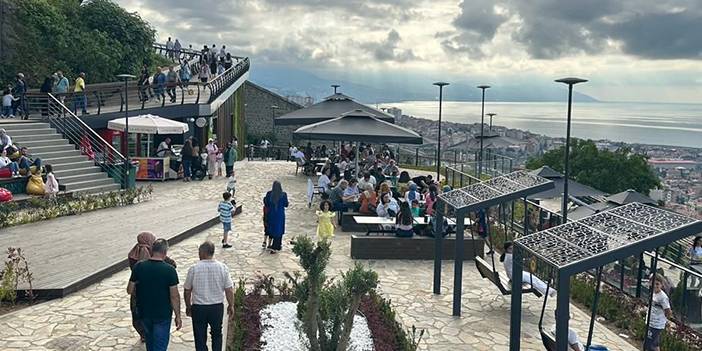 Boztepe Seyir Terası bayram tatilinin vazgeçilmezi oldu! 9