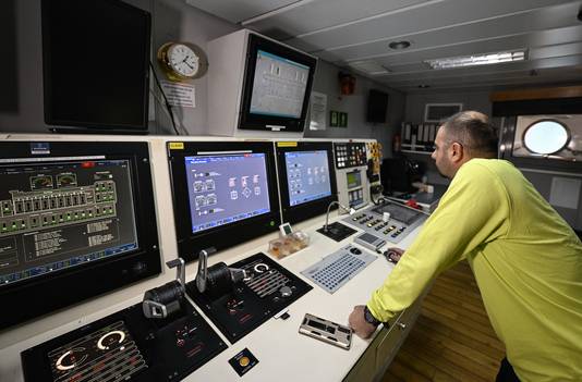 Trabzon Limanı'ndaki Barbaros Hayrettin Paşa Gemisi hazırlanıyor 14