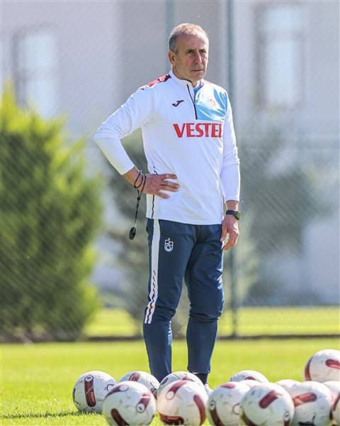 Trabzonspor’un Alanyaspor maçı hazırlıkları sürüyor 8