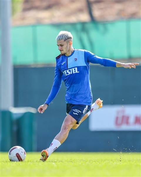 Trabzonspor’un Alanyaspor maçı hazırlıkları sürüyor 11