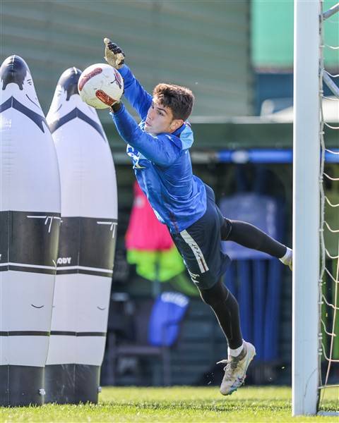 Trabzonspor’un Alanyaspor maçı hazırlıkları sürüyor 12