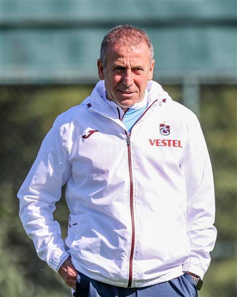 Trabzonspor’un Alanyaspor maçı hazırlıkları sürüyor 18