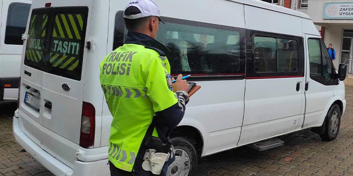 Trabzon’da denetimler sürüyor! Şahıslar, işyerleri, okul çevreleri ve servis araçları… 5