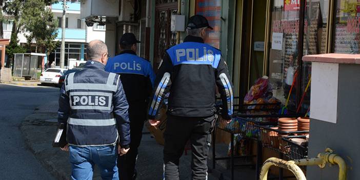 Trabzon’da denetimler sürüyor! Şahıslar, işyerleri, okul çevreleri ve servis araçları… 4