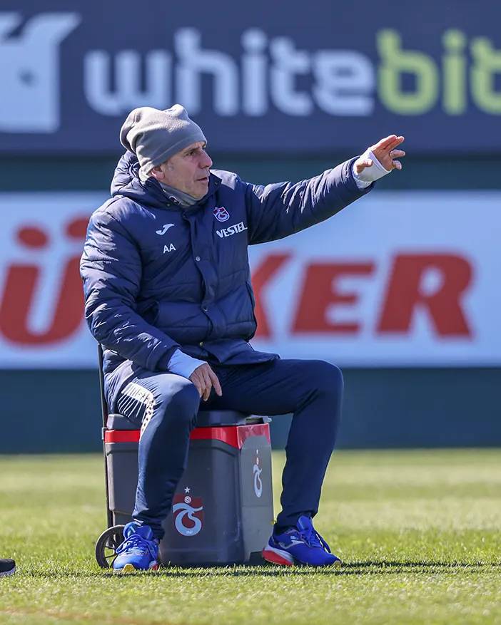 Trabzonspor Başakşehir maçı hazırlıklarına başladı 10