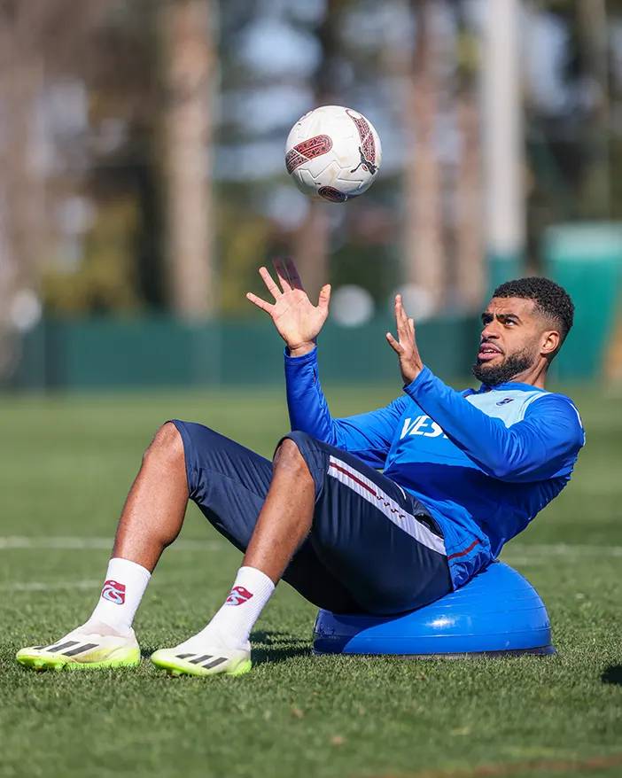 Trabzonspor Başakşehir maçı hazırlıklarına başladı 8