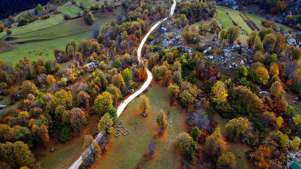 Artvin’de sakin şehir şavşat, sonbaharda adeta bir tabloya döndü 4
