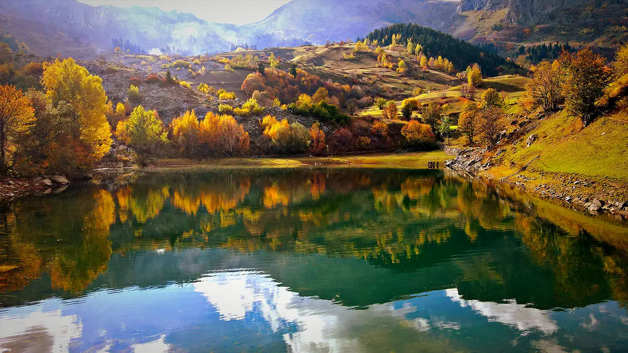 Artvin’de sakin şehir şavşat, sonbaharda adeta bir tabloya döndü 7