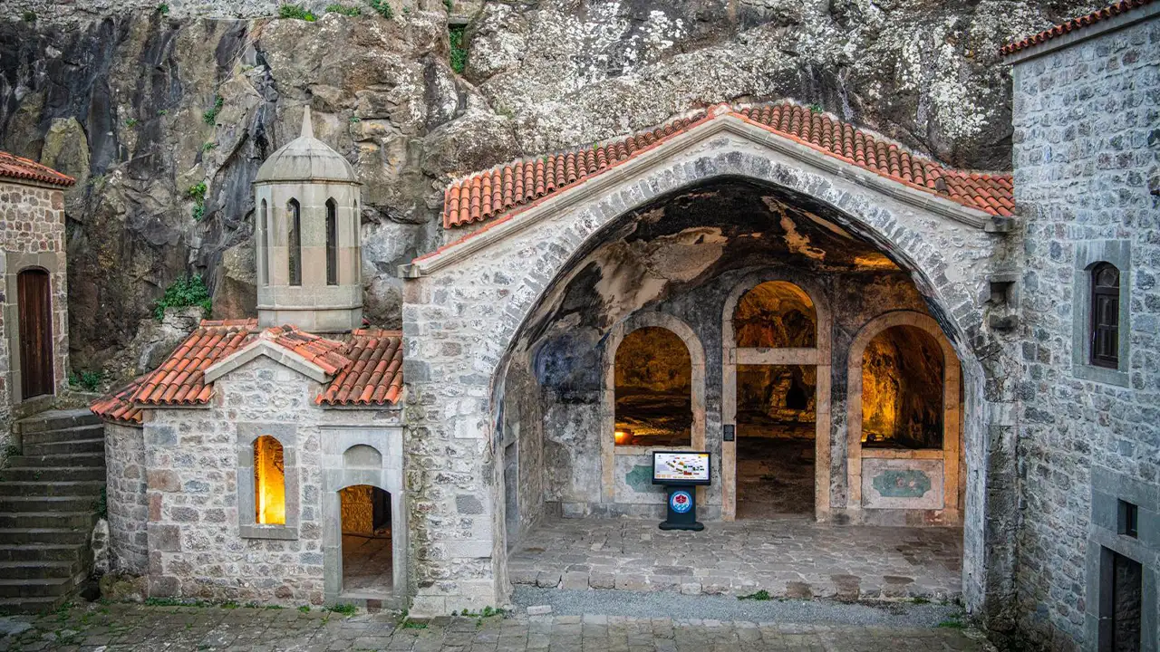 Kızlar Manastırı: Boztepe’nin eteklerinde sessiz bir tarih 3