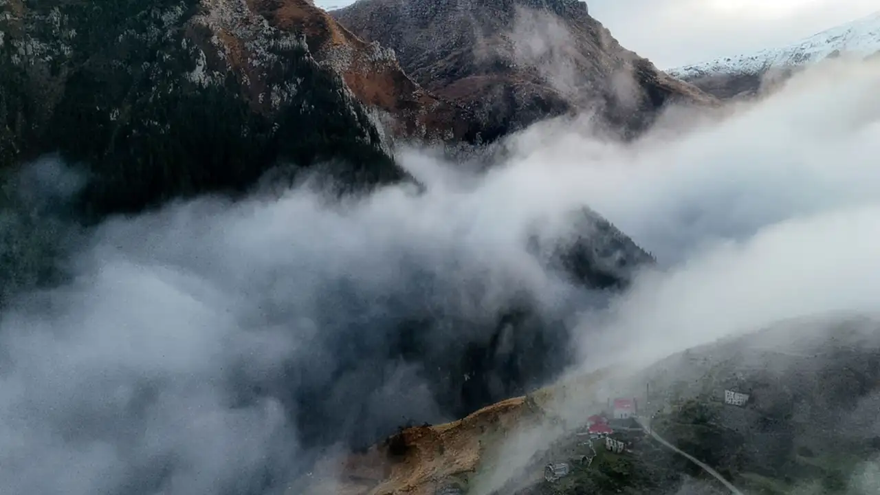 Gümüşhane’nin saklı cenneti Santa Harabeleri sonbahara veda ediyor 6