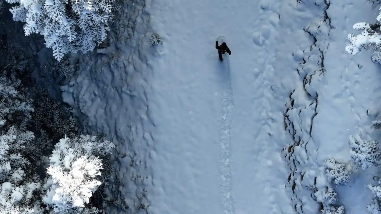 Gümüşhane’de kışın en zarif yüzü: Dağcılar doğayla buluştu 8