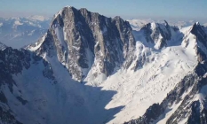 Alpler'de eriyen buzul İsviçre-İtalya sınırını kaydırdı