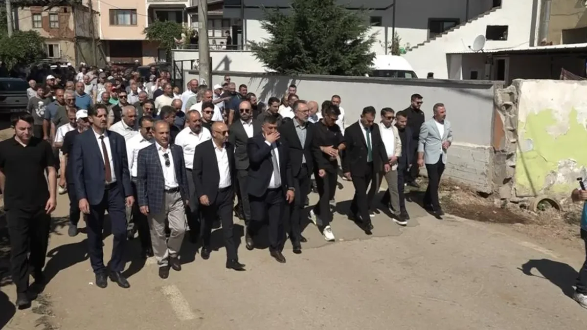 525 yıllık gelenek sürüyor! Köyün yönetimi bir günlüğüne kadınlara emanet