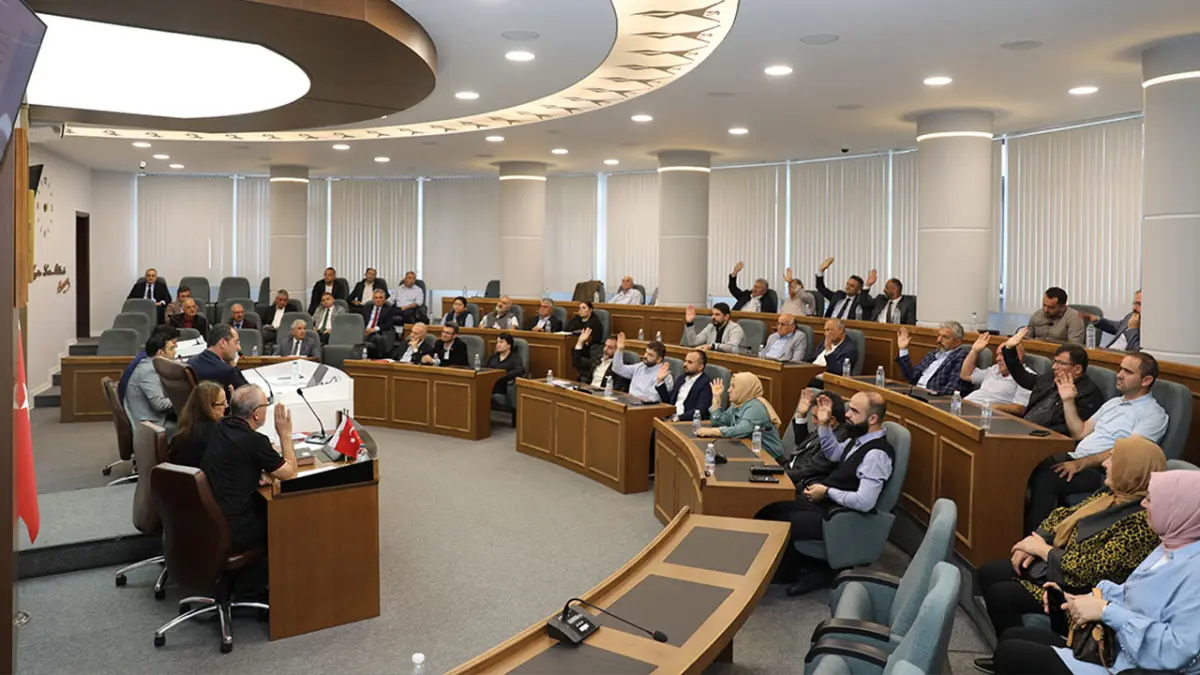 Akçaabat Belediye Başkanı Ekim'den maaş açıklaması: “Maaş almadan eve gitmek istemiyorlarsa..”