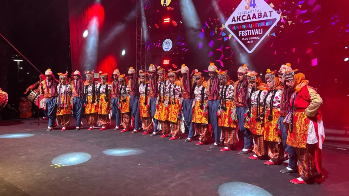 Akçaabat Festivali’nde ikinci gün! Kültür ve müzik rüzgârı esti