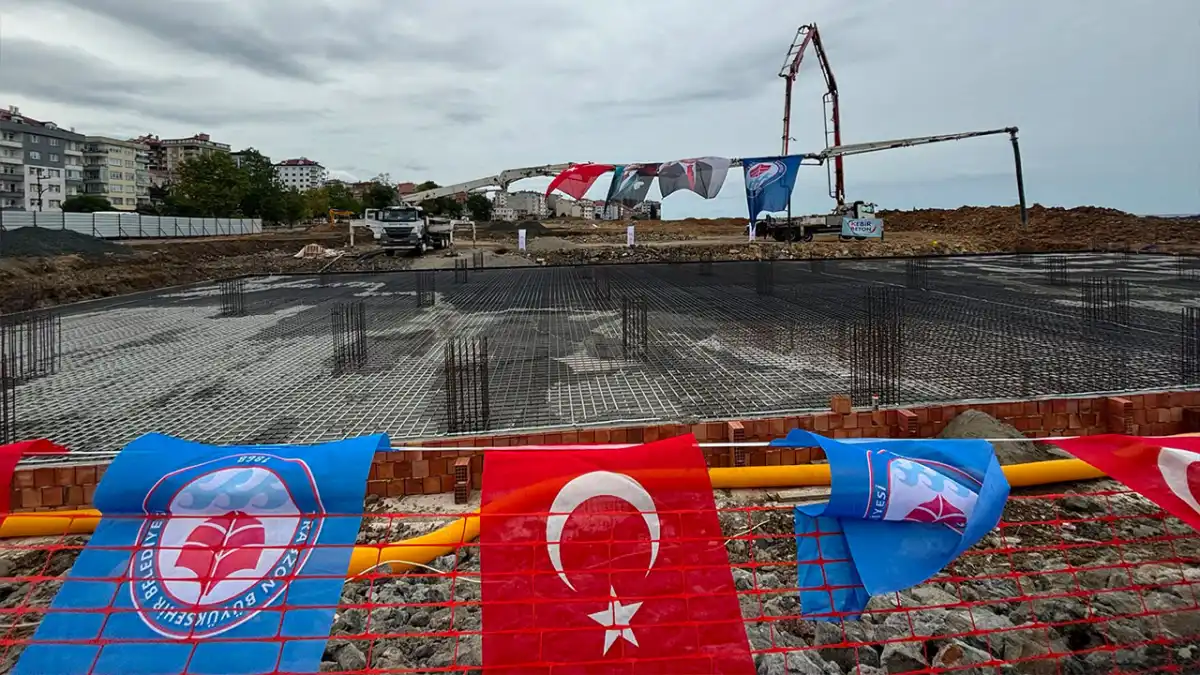 Akçaabat Otogarı'nın temeli atıldı "Batıya büyümenin başlangıcı olacak"
