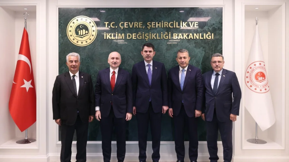 Ankara'da Trabzon zirvesi! Yeni dönem yatırımları için düğmeye basıldı