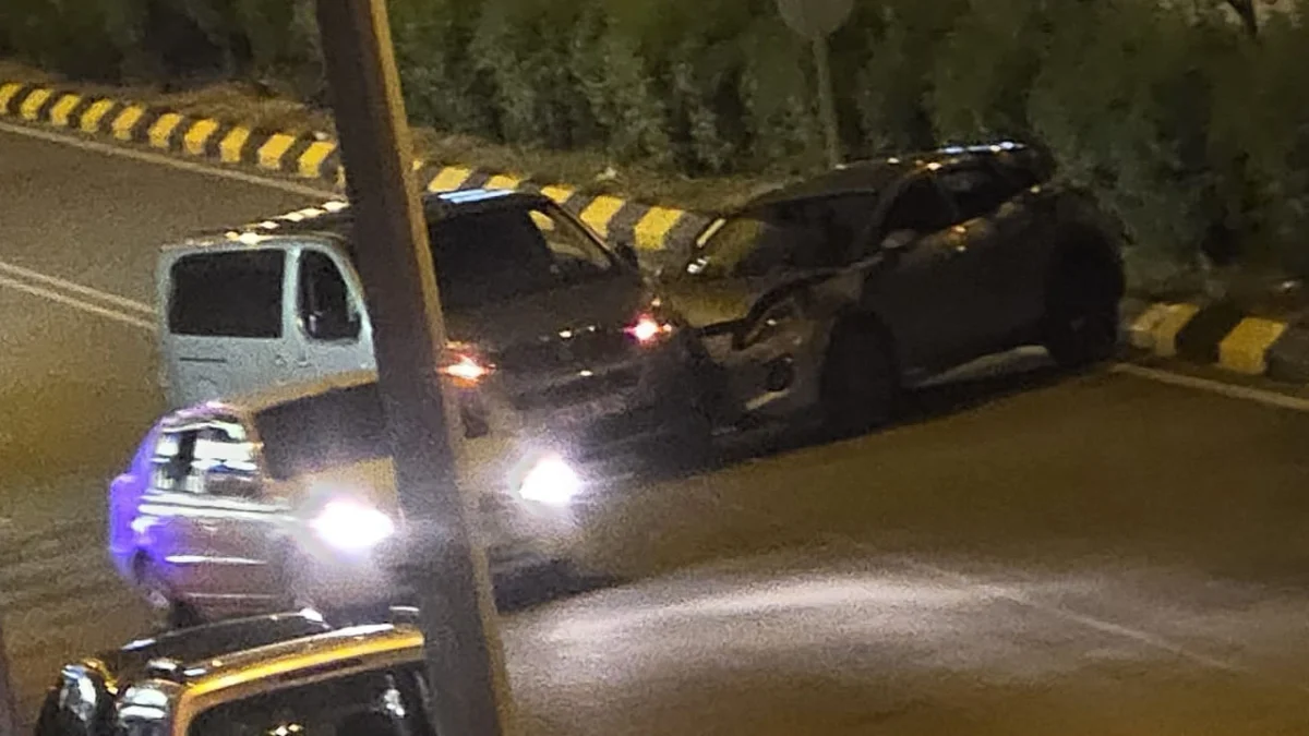 Arsin’de trafik kazası! İç yolda araçlar çarpıştı