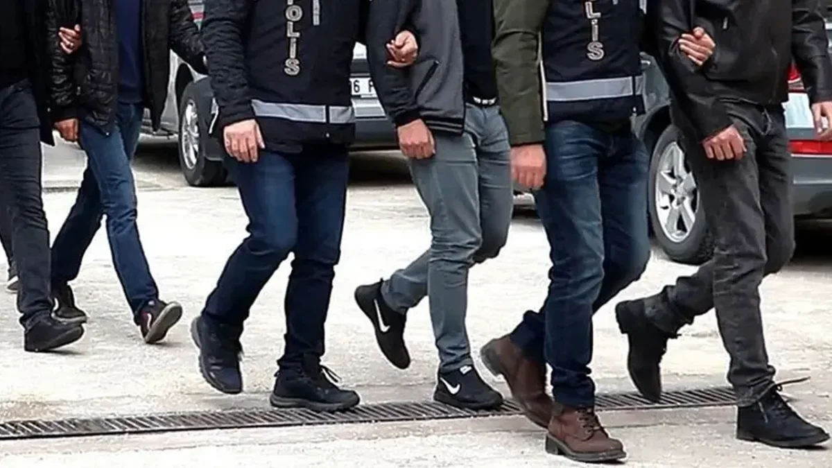 Artvin merkezli FETÖ operasyonu! 4 ilde 7 şüpheli gözaltında