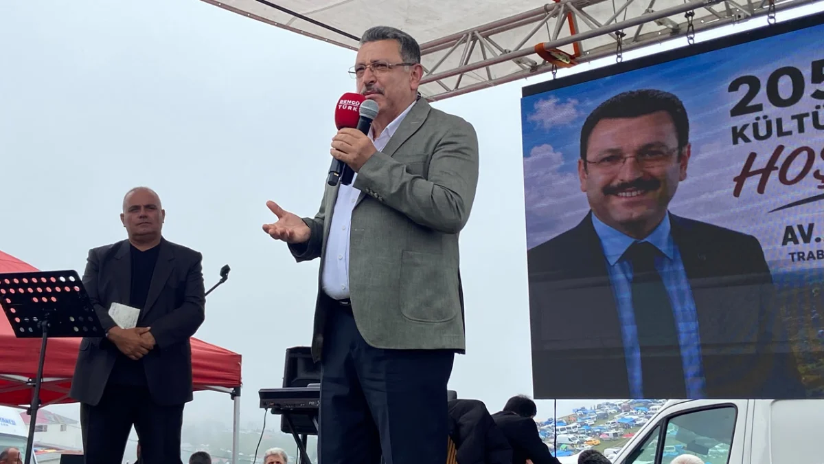 Başkan Genç, Sis Dağı Şenlikleri’nde konuştu: “Etrafımız ateş çemberiyken Türkiye dimdik ayakta”
