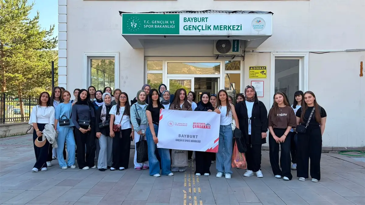 Bayburtlu gençler ‘Bir Destandır Çanakkale’ programıyla yola çıktı