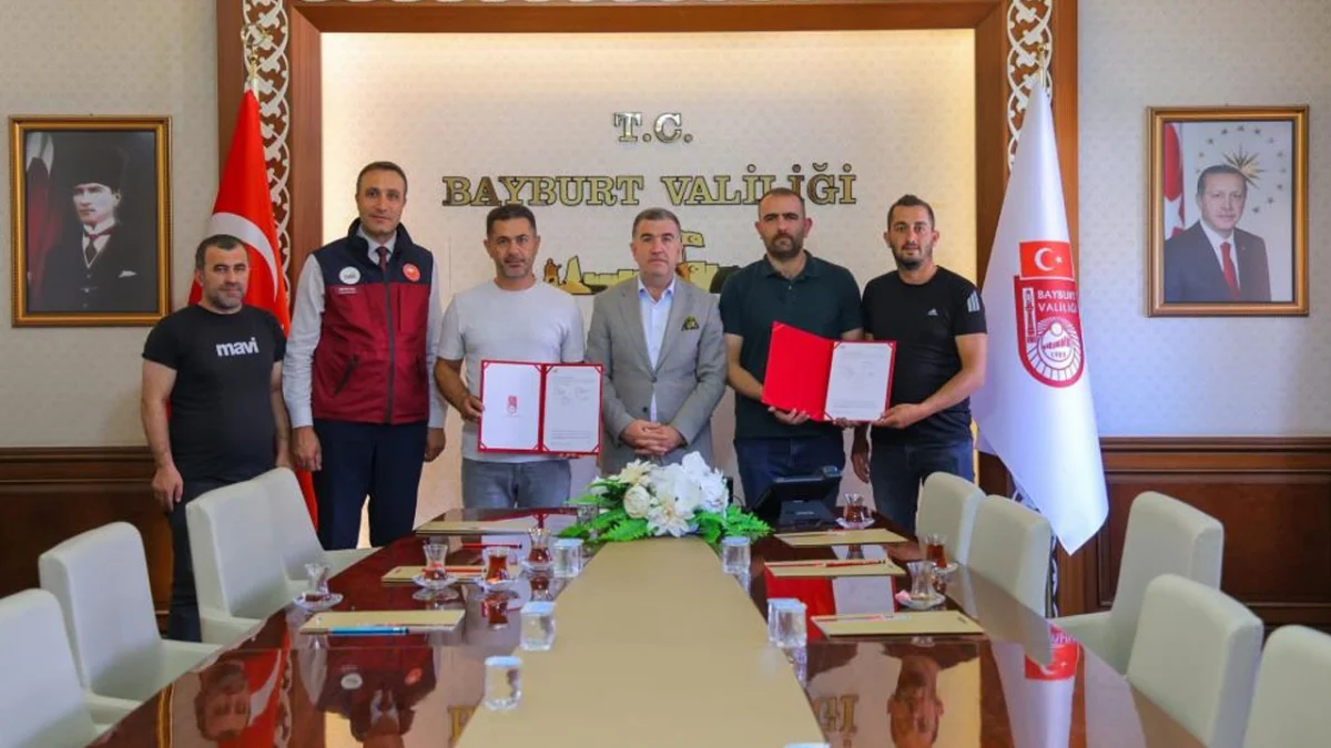 Bayburt’ta 94,4 milyon liralık 3 yatırım için imzalar atıldı