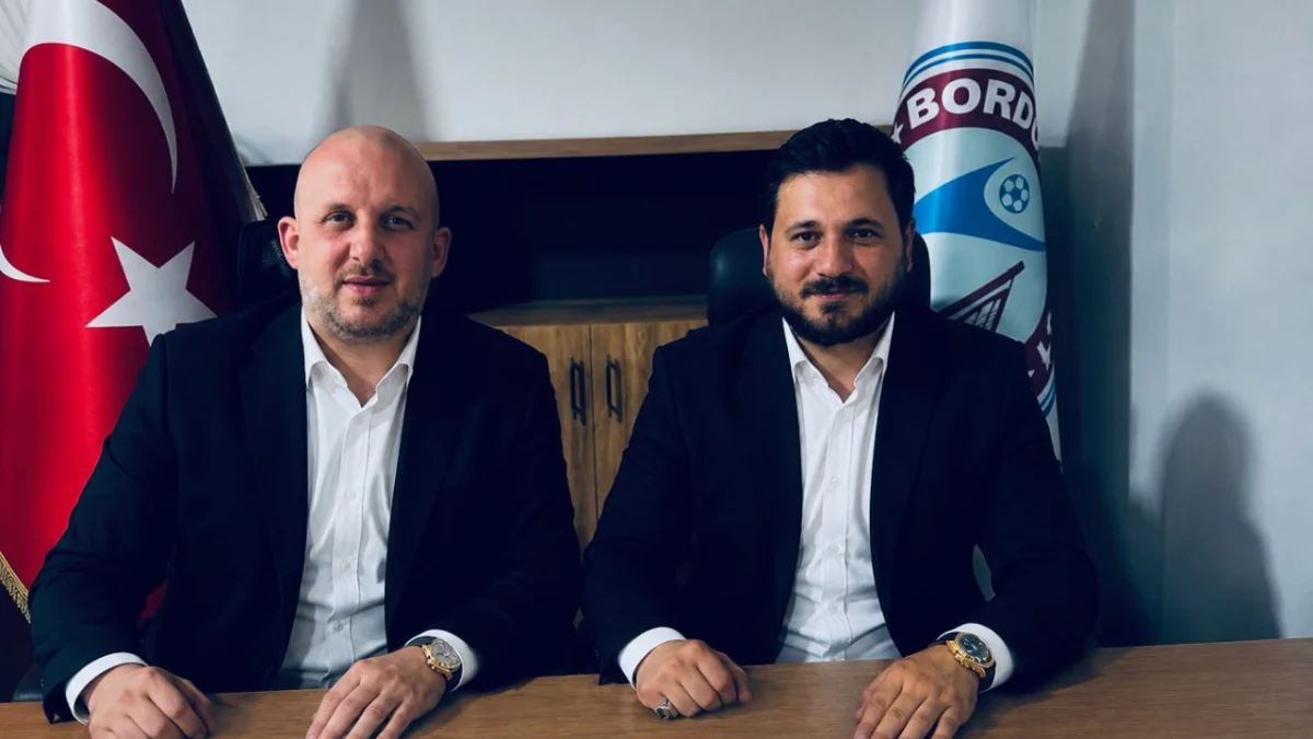Bordo Mavi 61 spor kulübü yönetimine FIFA lisanslı yeni başkan yardımcısı