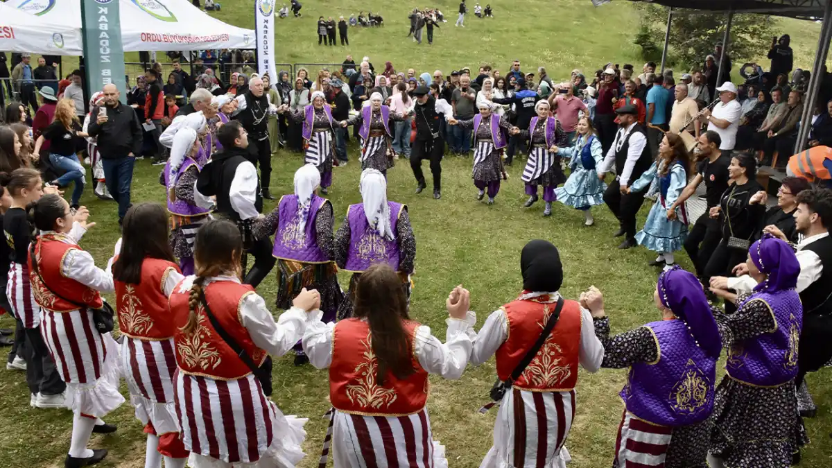 Çambaşı Yaylası'nda geleneksel festival coşkusu başladı